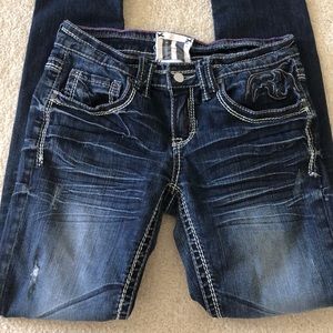 Trademark Jetsetter Skinny Size 7/8 29 in Darkwash